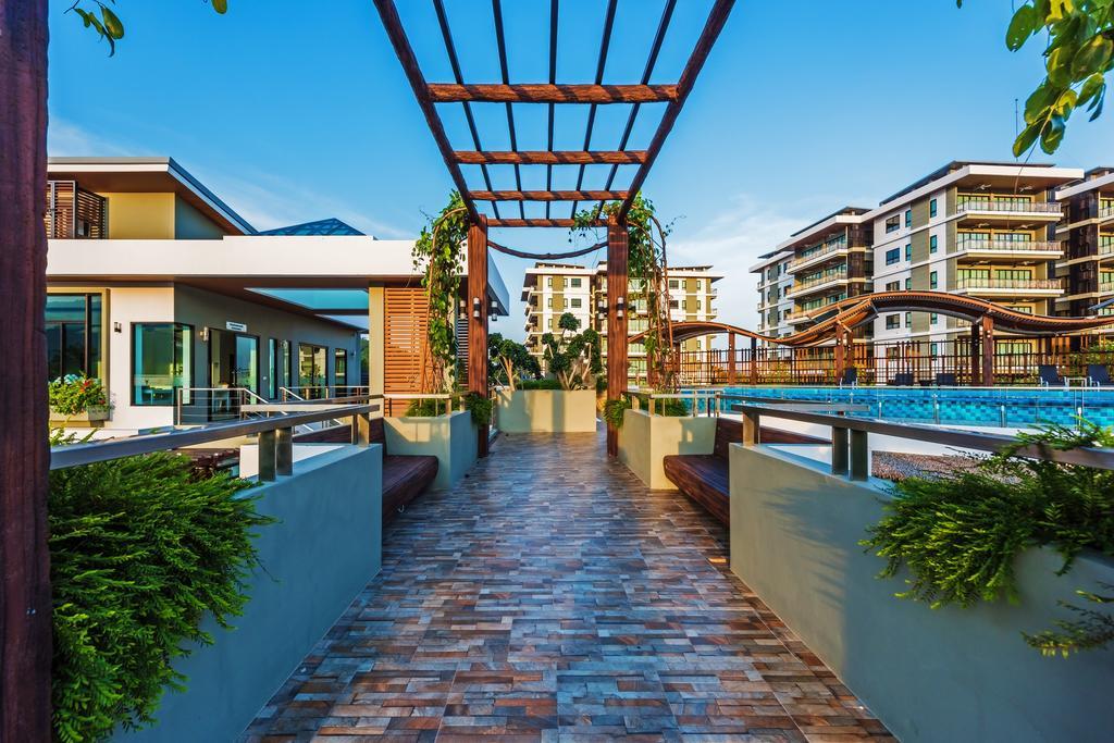 Chalong Miracle Lakeview Phuket Exterior foto