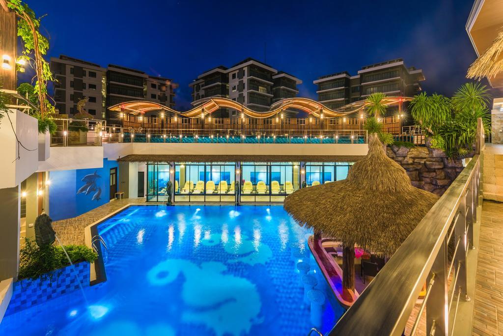 Chalong Miracle Lakeview Phuket Exterior foto