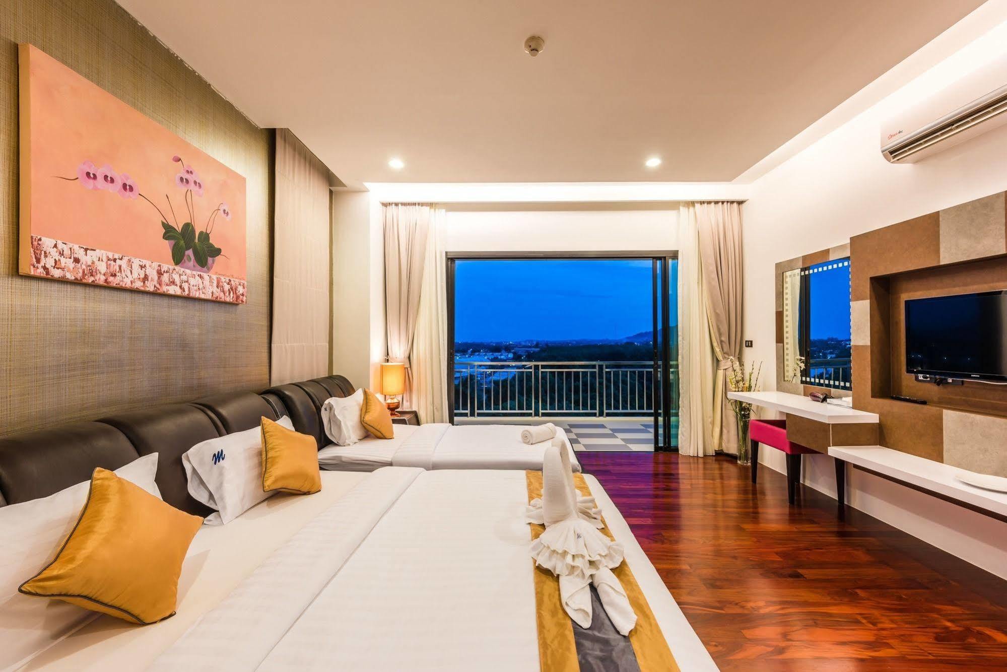 Chalong Miracle Lakeview Phuket Exterior foto