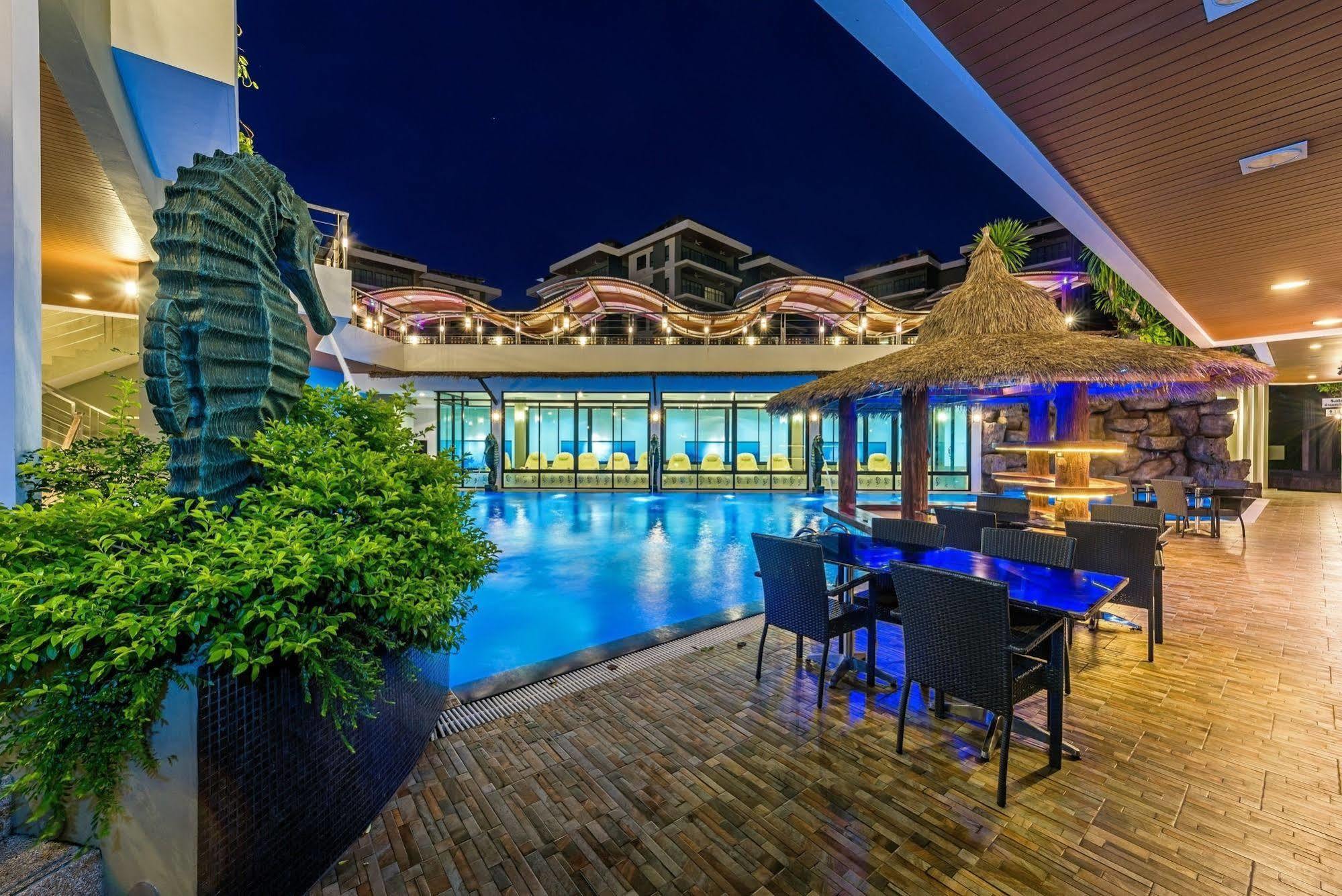 Chalong Miracle Lakeview Phuket Exterior foto