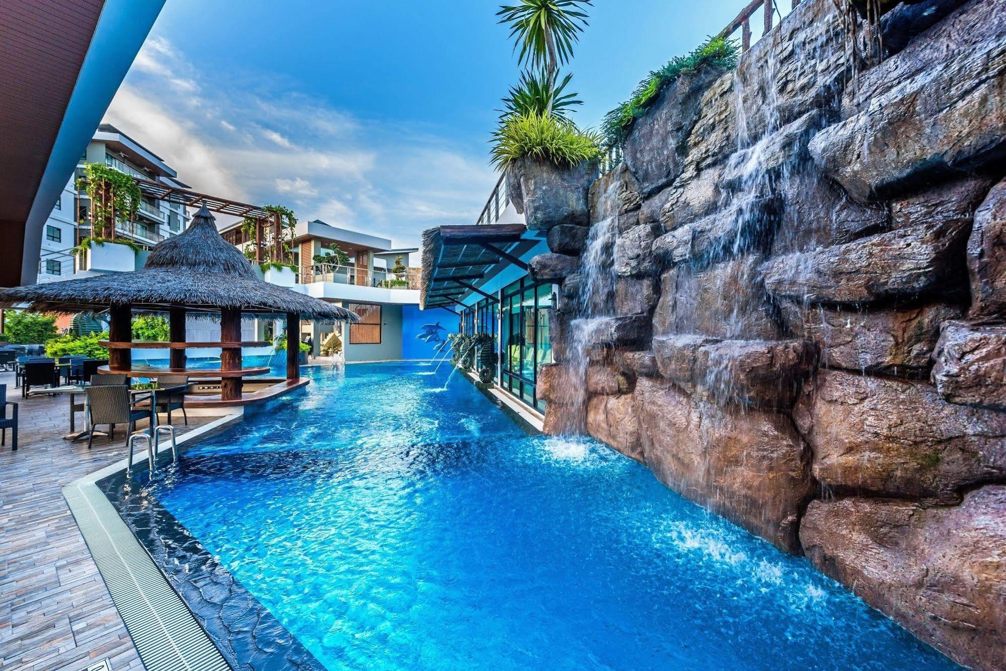 Chalong Miracle Lakeview Phuket Exterior foto